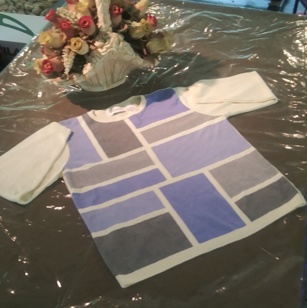 Alfred Dunner Acrylic Top